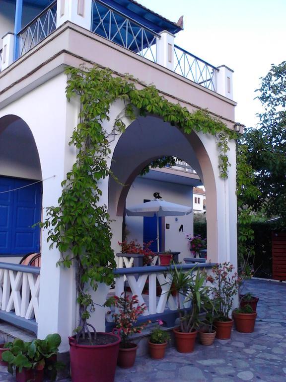 Alexandra Studios Stafylos Ruang foto
