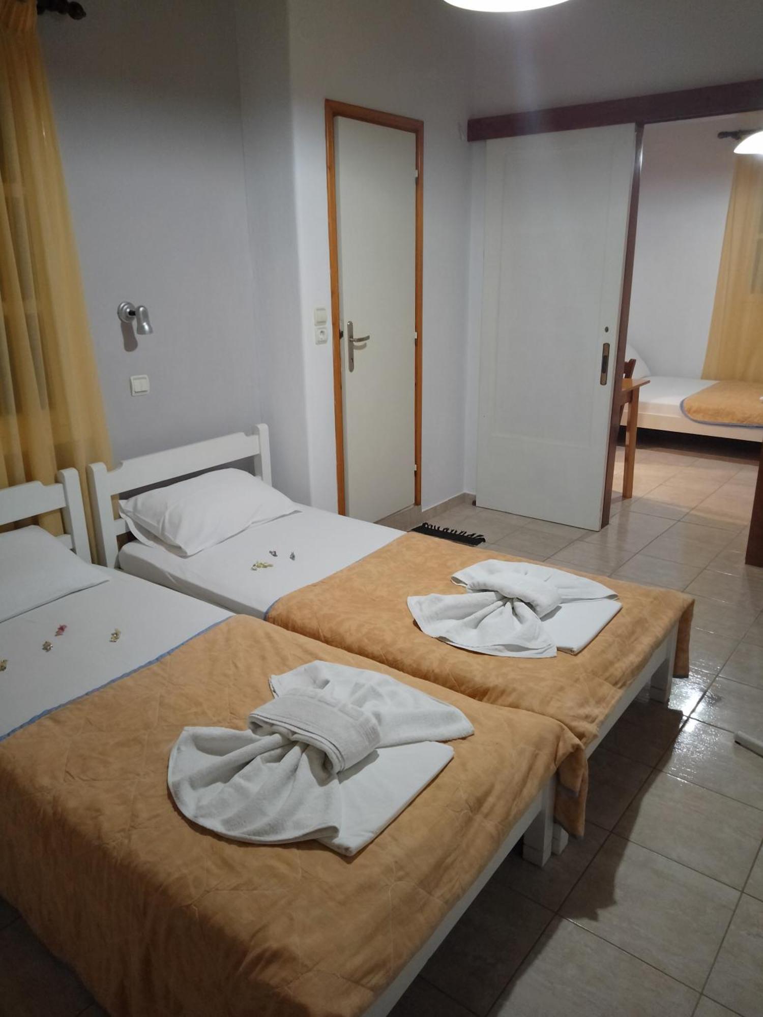Alexandra Studios Stafylos Bagian luar foto